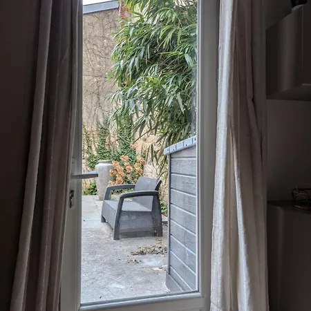 Chambre D'Hote - Cosy Centre Ville Avec Terrasse - Reserver Femmes Rum i privatbostad *
